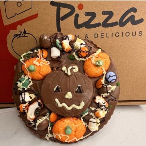 mini halloween pizza 